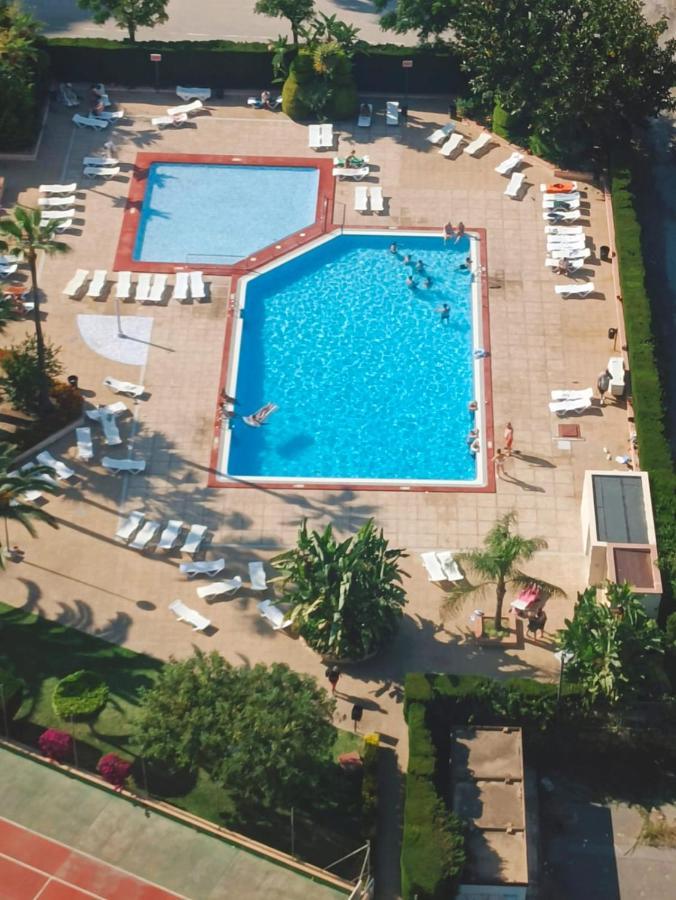 Paraiso Suites Benidorm Bagian luar foto